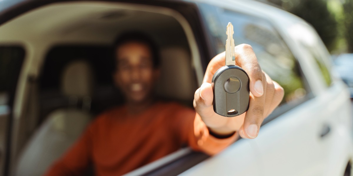 There's A Reason Why The Most Common Replacement Car Keys Debate Doesn't Have To Be As Black And White As You 